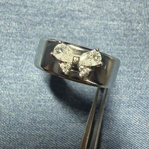 Customize your oura ring by adding a "gem" /rhinestone/nail art